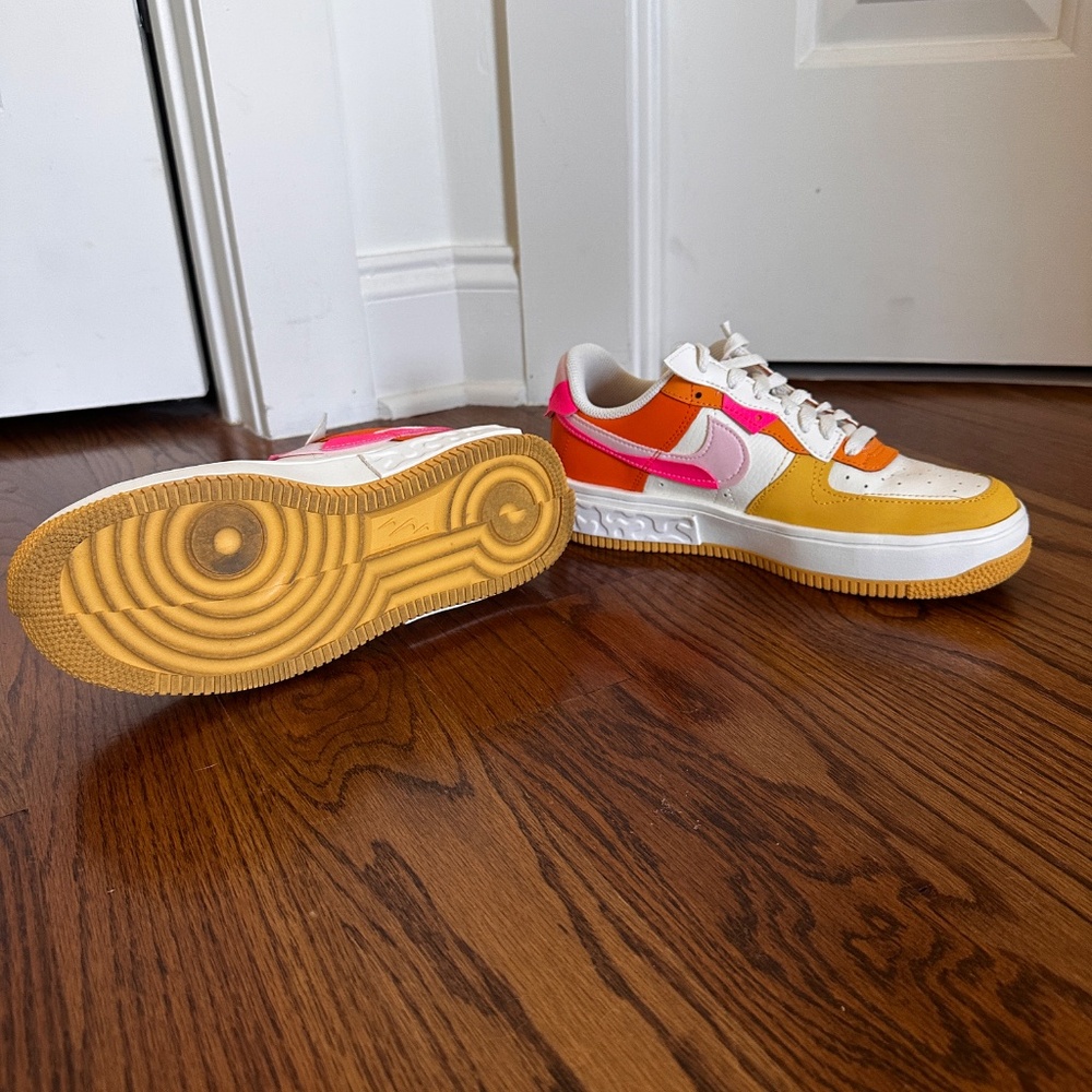SOLD - Picture 2 of 7